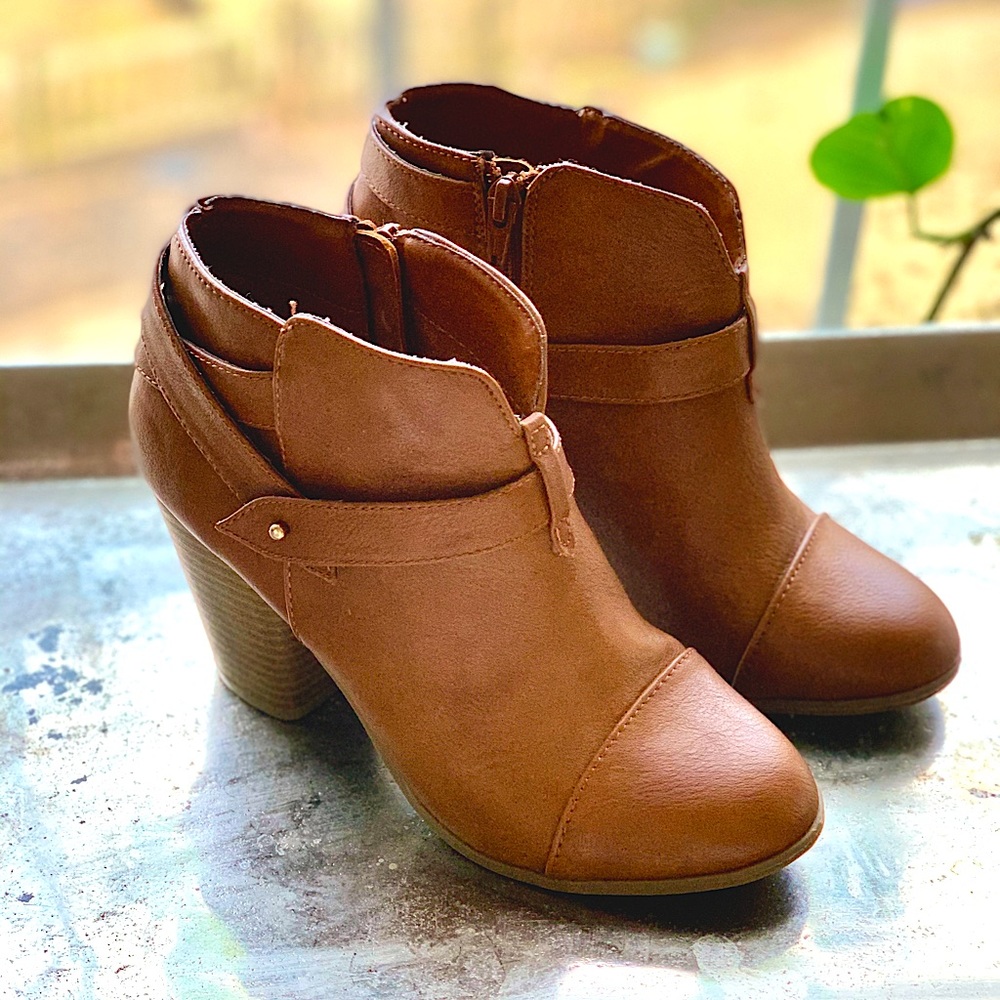 Ankle Boots (LC)